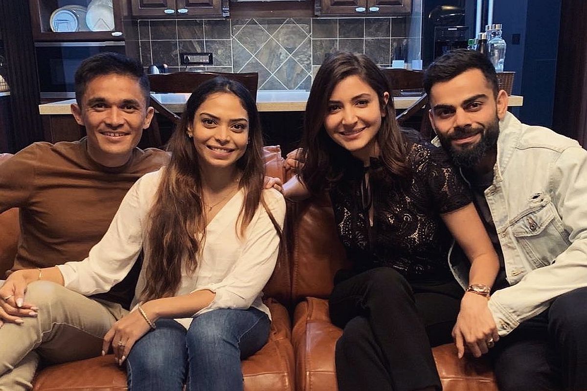 'मेरे भाई हमें....' सुनील छेत्री के रिटायरमेंट से भावुक हुए विराट कोहली, महज एक लाइन में हल्का किया दिल का दुख 2 Virat Kohli And Sunil Chhetri