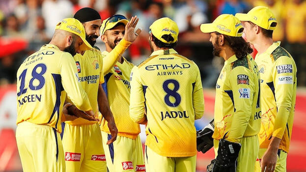 'धोनी को अब खेलना बंद कर देना चाहिए क्योंकि...' हरभजन सिंह ने माही के खिलाफ दे दिया ऐसा बयान, फैंस को लगेगा बुरा 4 Chennai Super Kings