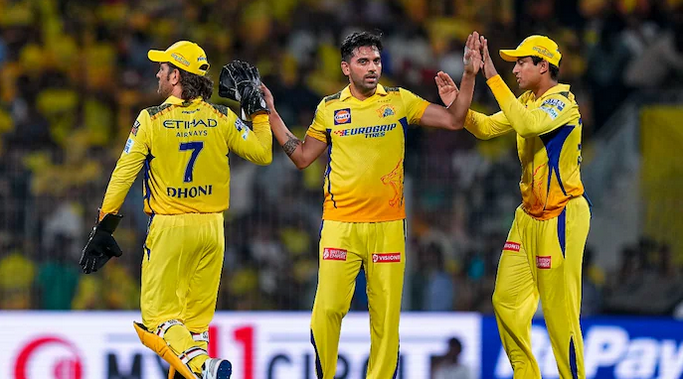 एमएस धोनी के चेहरे पर लौटी खुशी, Csk में शामिल हुए तूफानी खिलाड़ी, अब होगी असली जंग 4 Chennai Super Kings