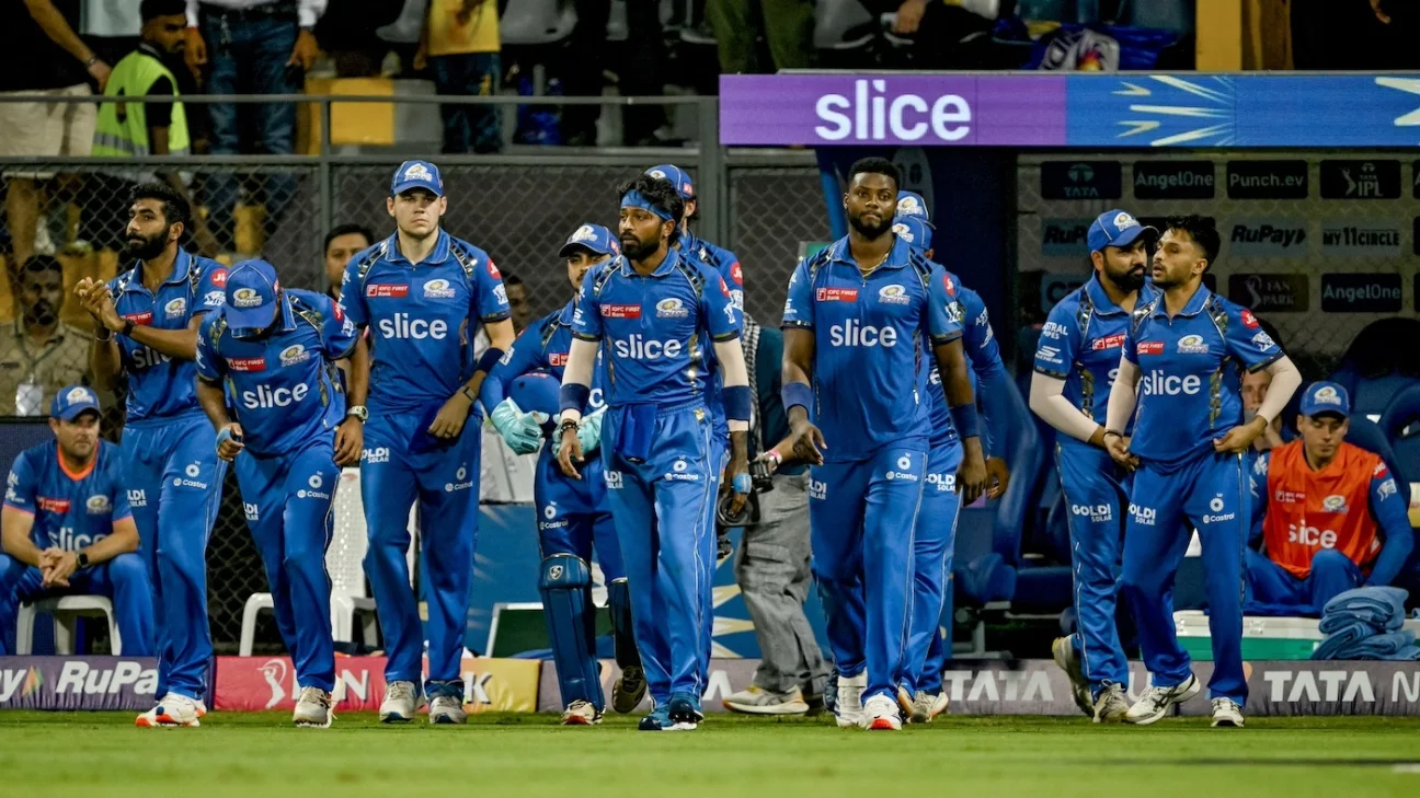 Ipl 2024 में की गई इस घटिया हरकत की सजा भुगतेंगे हार्दिक पांड्या, अगले साल आईपीएल से होंगे बैन 3 Mumbai Indians