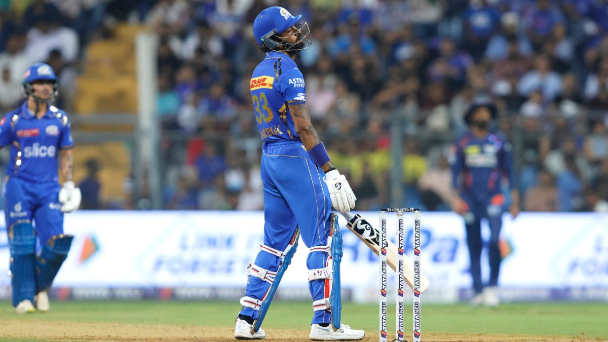 Ipl 2024 में की गई इस घटिया हरकत की सजा भुगतेंगे हार्दिक पांड्या, अगले साल आईपीएल से होंगे बैन 4 Mumbai Indians
