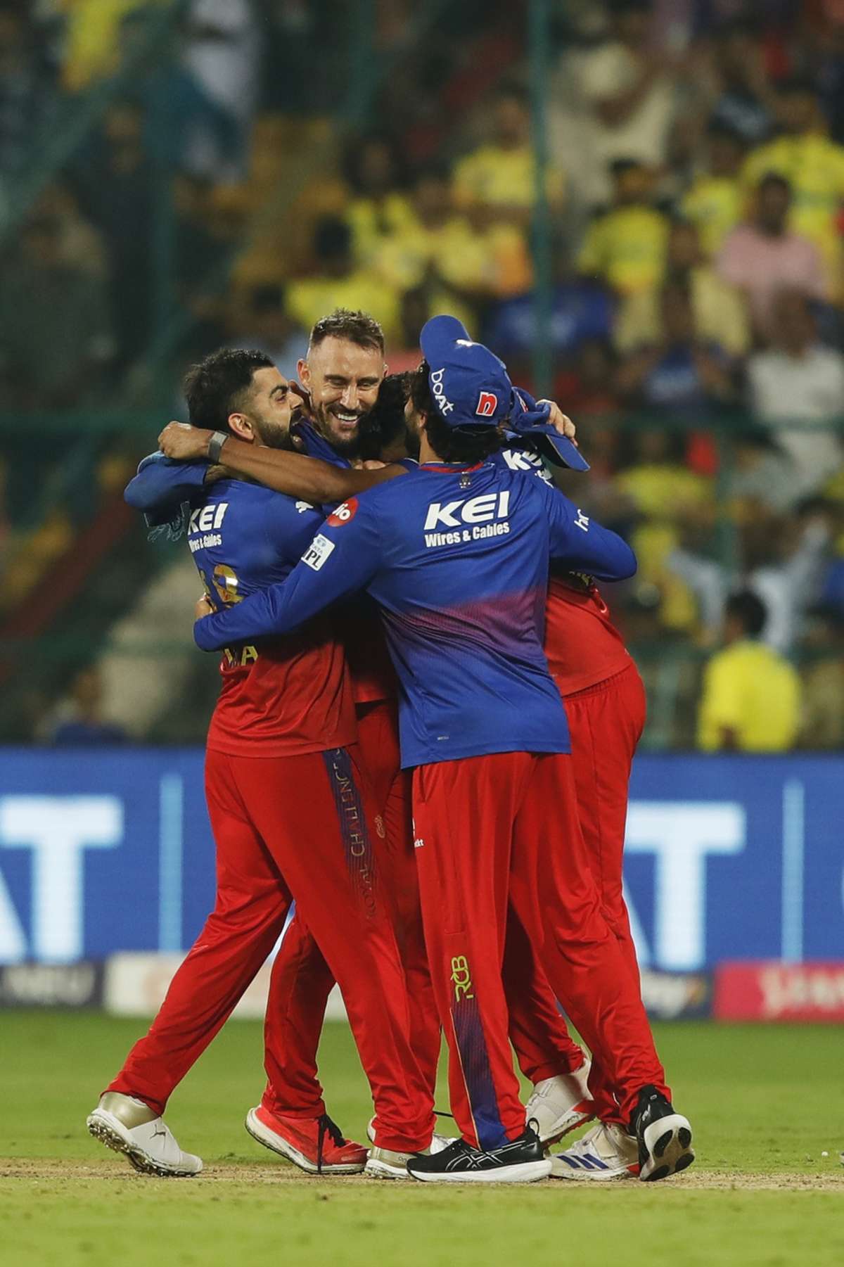 विराट कोहली नहीं Csk के खिलाफ इस खिलाड़ी ने दिलाई Rcb को जीत, प्लेऑफ में अन्य टीमों के लिए बढ़ाई टेंशन 2 Royal Challengers Bengaluru