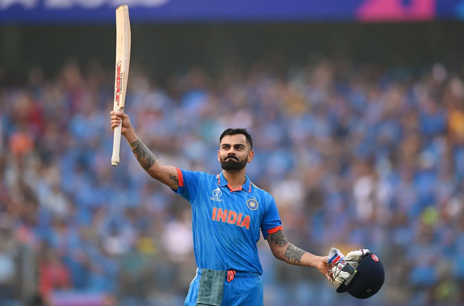 17 साल से Rcb की लगातार हार से टूटे विराट कोहली, Ipl से किया संन्यास का फैसला! सदमे में फैंस 4 Virat Kohli
