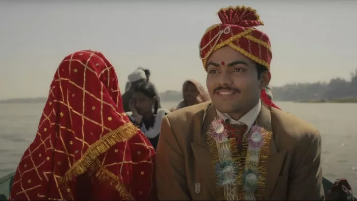 लापता लेडीज में फूल को ढूंढने फकीरी बाबा के पास पहुंचा था दीपक, क्या आपने देखा है डिलीटेड पार्ट, देखें वायरल हुआ Video 