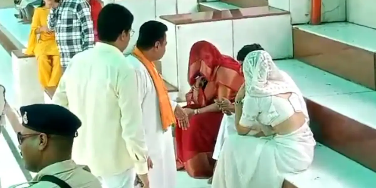 30 Muslims Converted In Hindu Religion