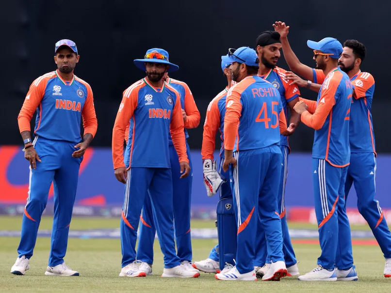 रोहित-विराट नहीं ये भारतीय खिलाड़ी है सबसे खतरनाक, वेस्टइंडीज के महान क्रिकेटर ने किया चौंकाने वाला ऐलान 2 Team India