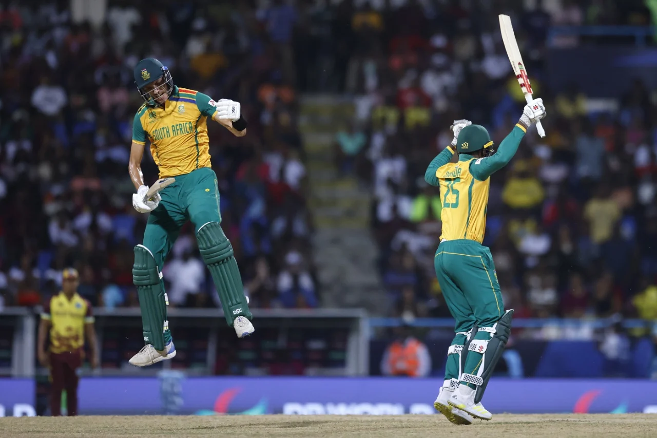 Wi Vs Sa : दक्षिण अफ्रीका ने वेस्टइंडीज को याद दिलाया छठी का दूध, आखिरी ओवर में चौका लगाकर सेमीफाइनल में ली एंट्री 3 Wi Vs Sa