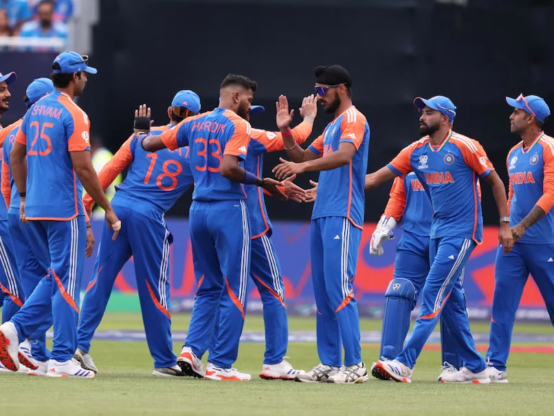 रोहित-विराट नहीं ये भारतीय खिलाड़ी है सबसे खतरनाक, वेस्टइंडीज के महान क्रिकेटर ने किया चौंकाने वाला ऐलान 4 Team India