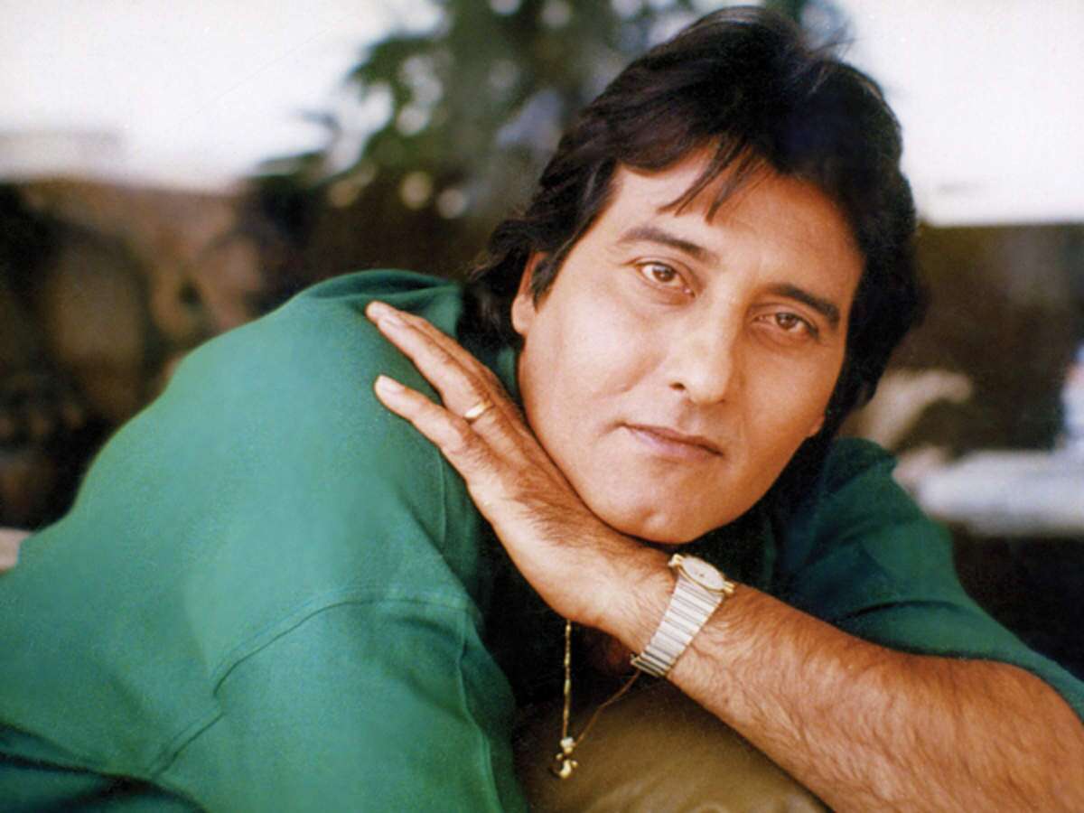 जब विनोद खन्ना के पिता ही मारना चाहते थे उन्हें गोली, सिर पर बंदूक तानते हुए दे डाली थी ये धमकी...