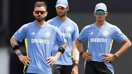 यशस्वी जायसवाल को मिल सकता है फाइनल में मौका, इस खिलाड़ी की जगह रोहित देंगे चांस 2 Team India
