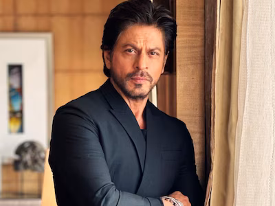 शाहरुख खान की हुई बुरी हालत, इस बीमारी की वजह से दिखना हुआ बंद, परिवार का रो-रोकर हुआ बुरा हाल...... 2 Shahrukh Khan
