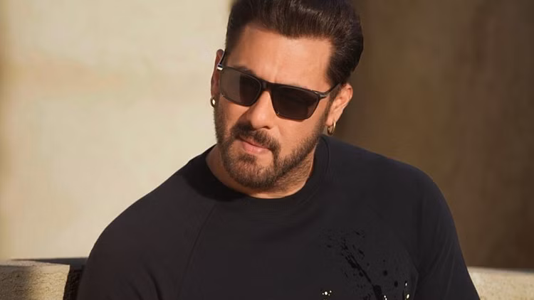 इस शख्स की जिंदगी बचाने के लिए अपनी जान पर खेल गए सलमान खान, कर डाला ऐसा काम, सुनकर पसीज जाएगा दिल 2 Salman Khan