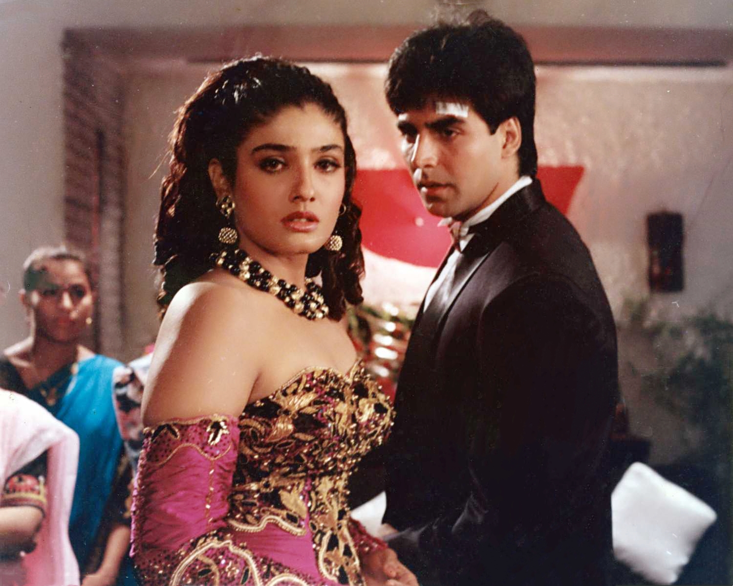 Akshay Kumar-Raveena Tandon