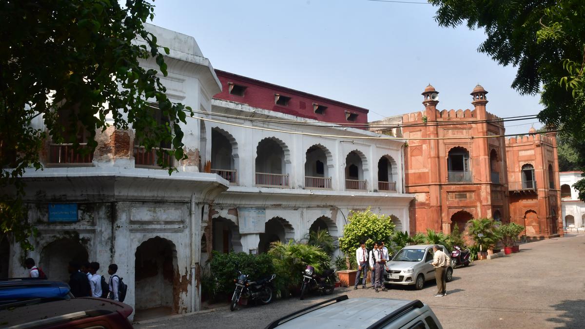 Delhi School