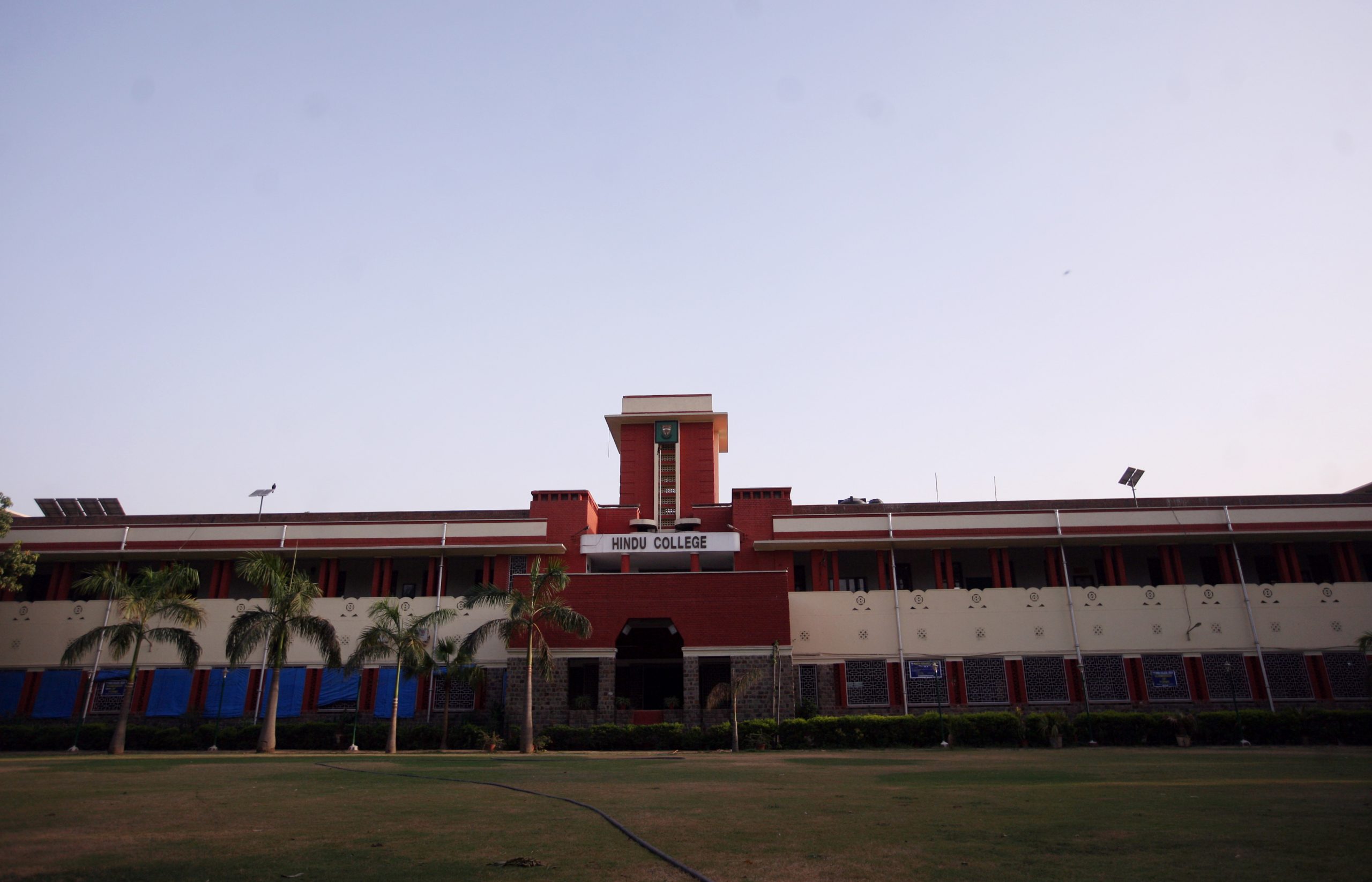 Delhi School