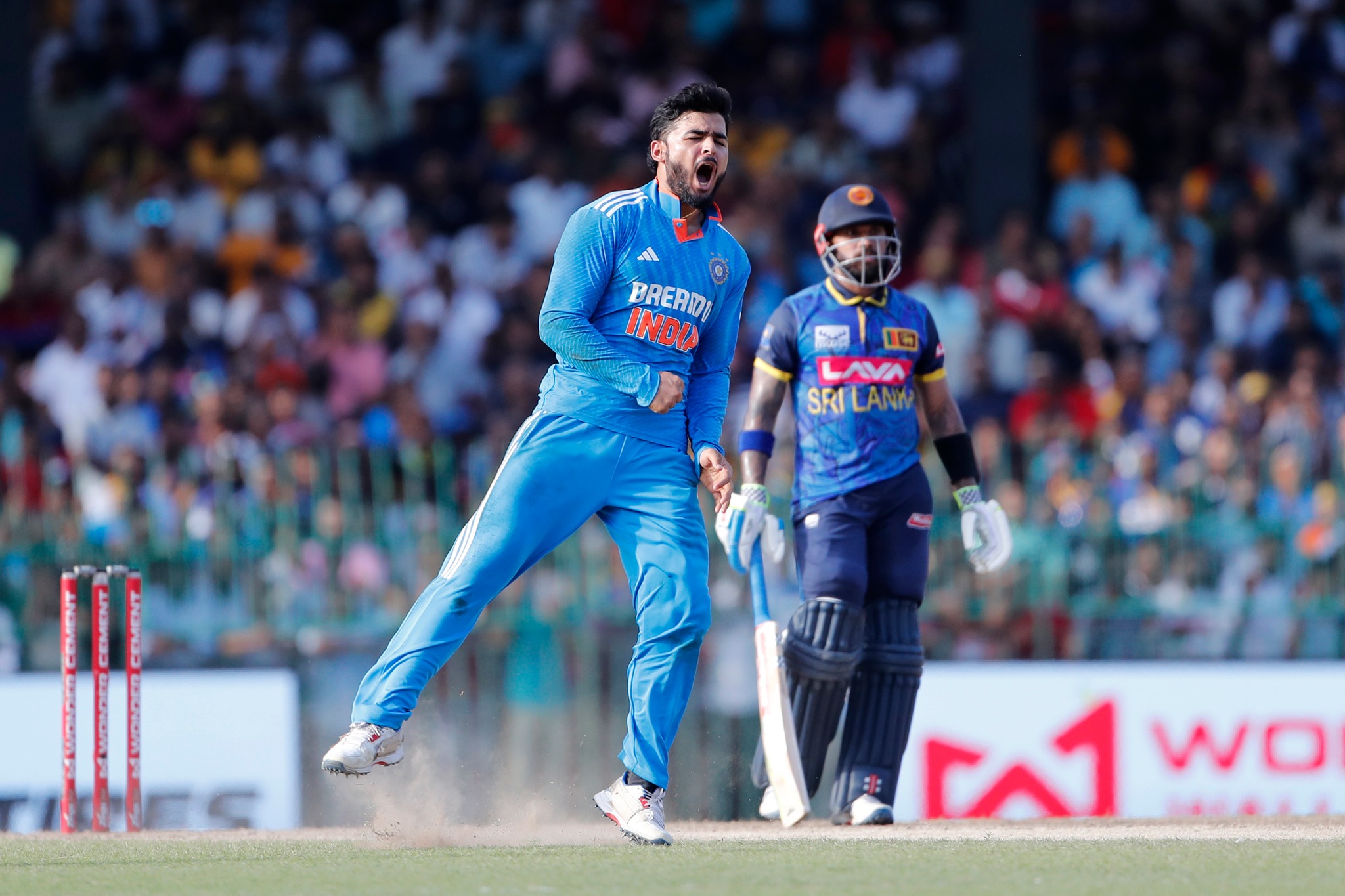 रिंकू सिंह बने कप्तान, रियान-अभिषेक को मिला मौका, नए-नवेले 15 खिलाड़ियों के साथ अफगानिस्तान के खिलाफ वनडे सीरीज का ऐलान! 3 Riyan Parag