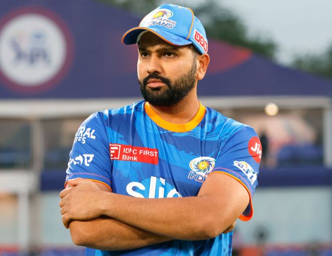 रोहित शर्मा ने अचानक किया चौंकाने वाला फैसला, Ipl 2025 के बाद क्रिकेट से लेंगे संन्यास, इस दिन खेलेंगे आखिरी मैच 2 Rohit Sharma