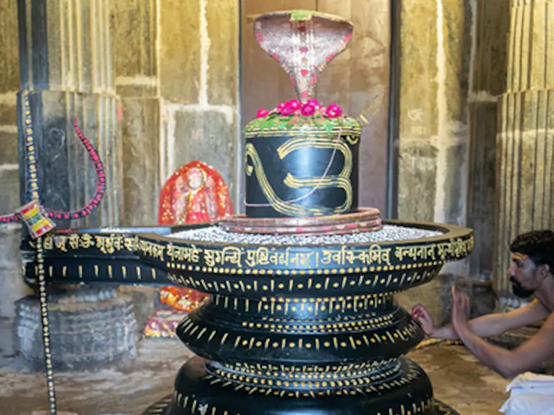 Dont-Use-These-Thing-In-Worship-Of-Lord-Shiv-In- Sawan Shivratri 2024