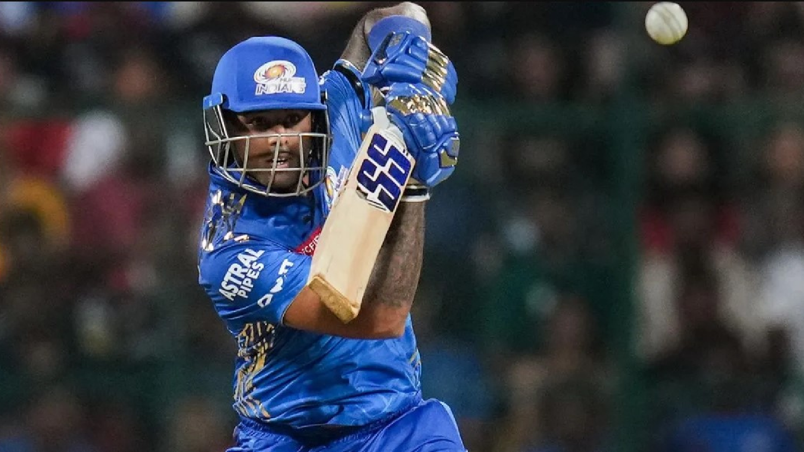 Ipl 2025 मेगा नीलामी से पहले सूर्या छोड़ेंगे मुंबई इंडियंस का साथ! इस टीम के बन सकते है कप्तान 3 Suryakumar Yadav