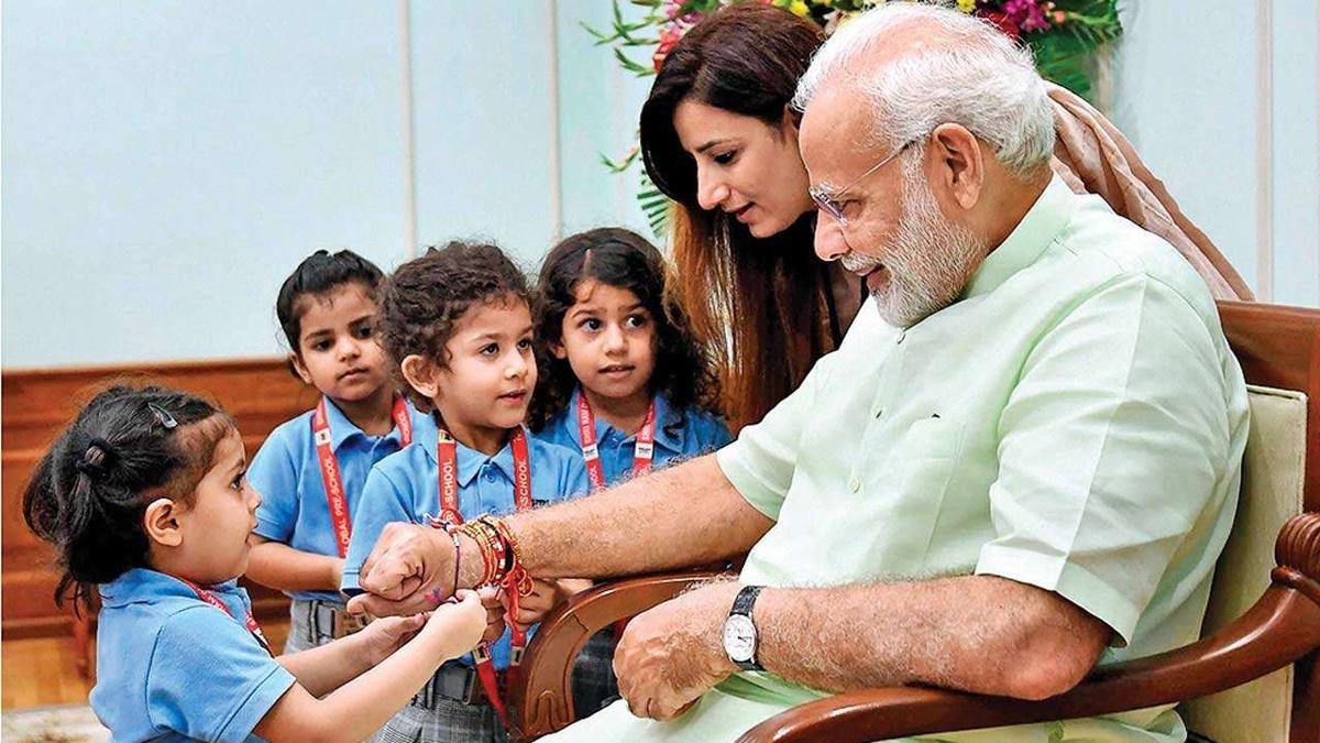 सरकार ने बेटियों को दिया बड़ा तोहफा, अब 21 साल की होने पर मिलेंगे 70 लाख से ज्यादा रूपये, जानिए तरीका 2 Post Office Scheme