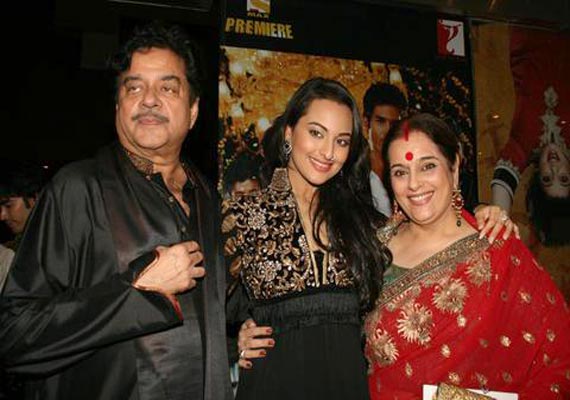 Sonakshi Sinha-Shatrughan Sinha-Poonam Sinha