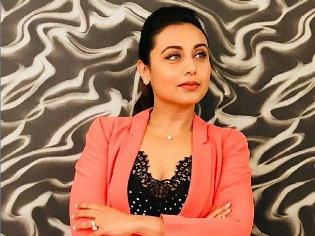 ऐश्वर्या राय की मायूसी देख खिल उठा इन दुश्मनों का चेहरा, पुराने आशिक का दिल भी हो गया खुश 5 Rani Mukerji