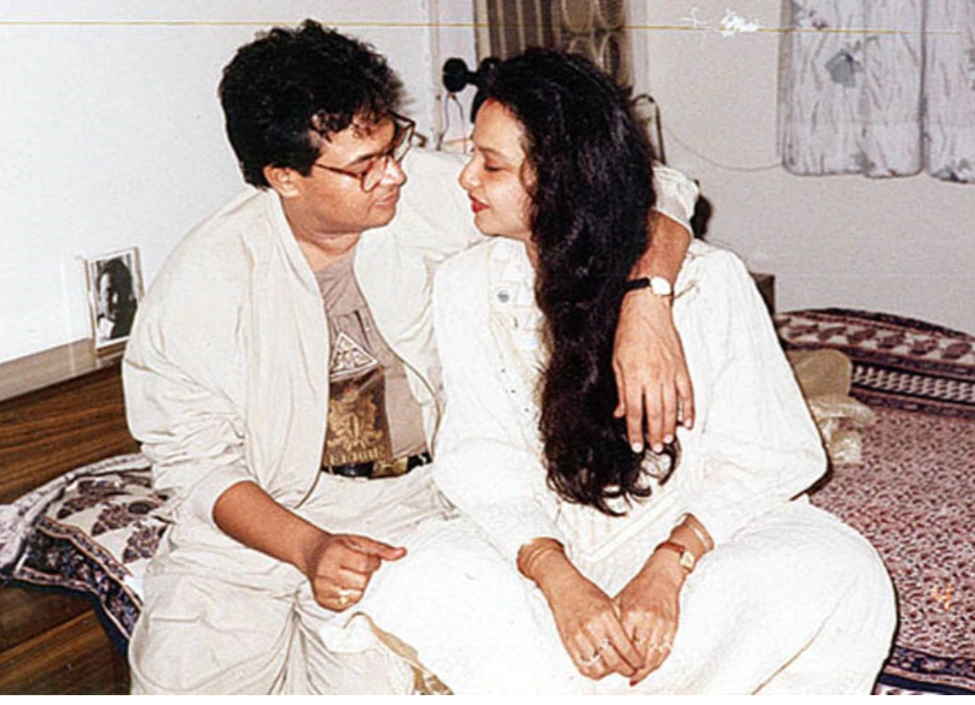 Mukesh Agarwal-Rekha