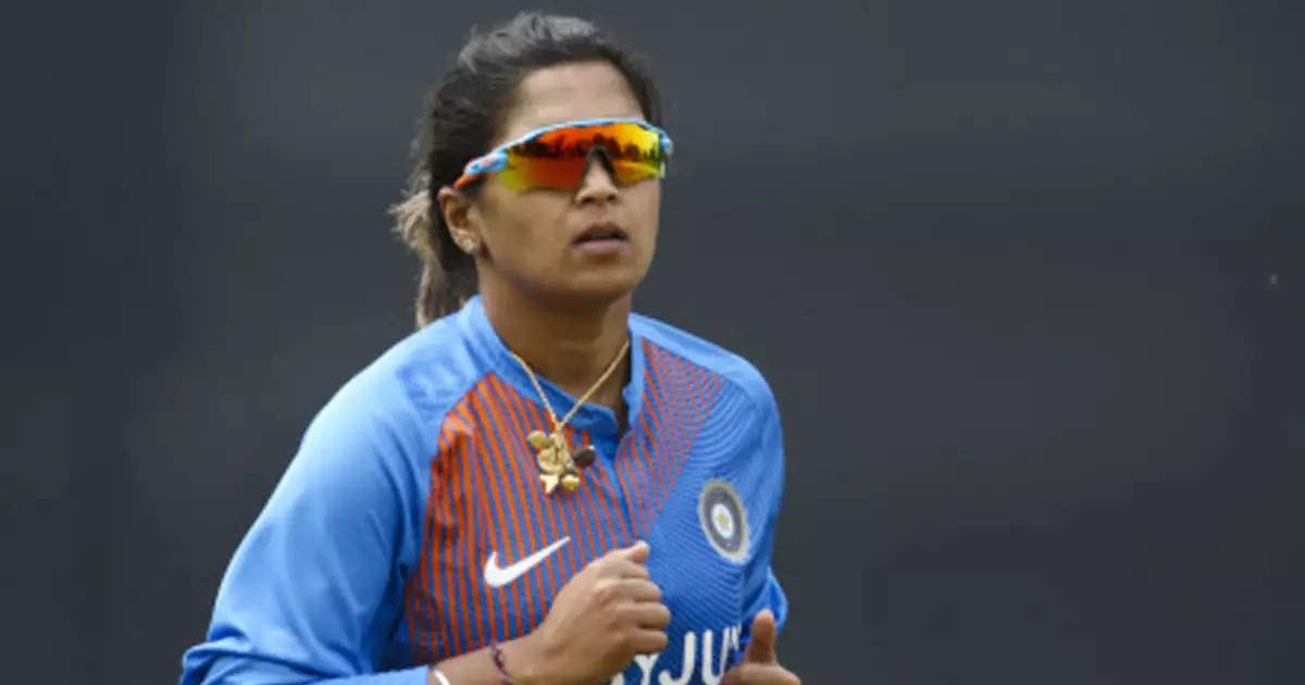 विराट कोहली की बहन हैं लेस्बियन, इस भारतीय क्रिकेटर के साथ चल रहा है अफेयर, वायरल हुई तस्वीरें 4 Veda Krishnamurthy