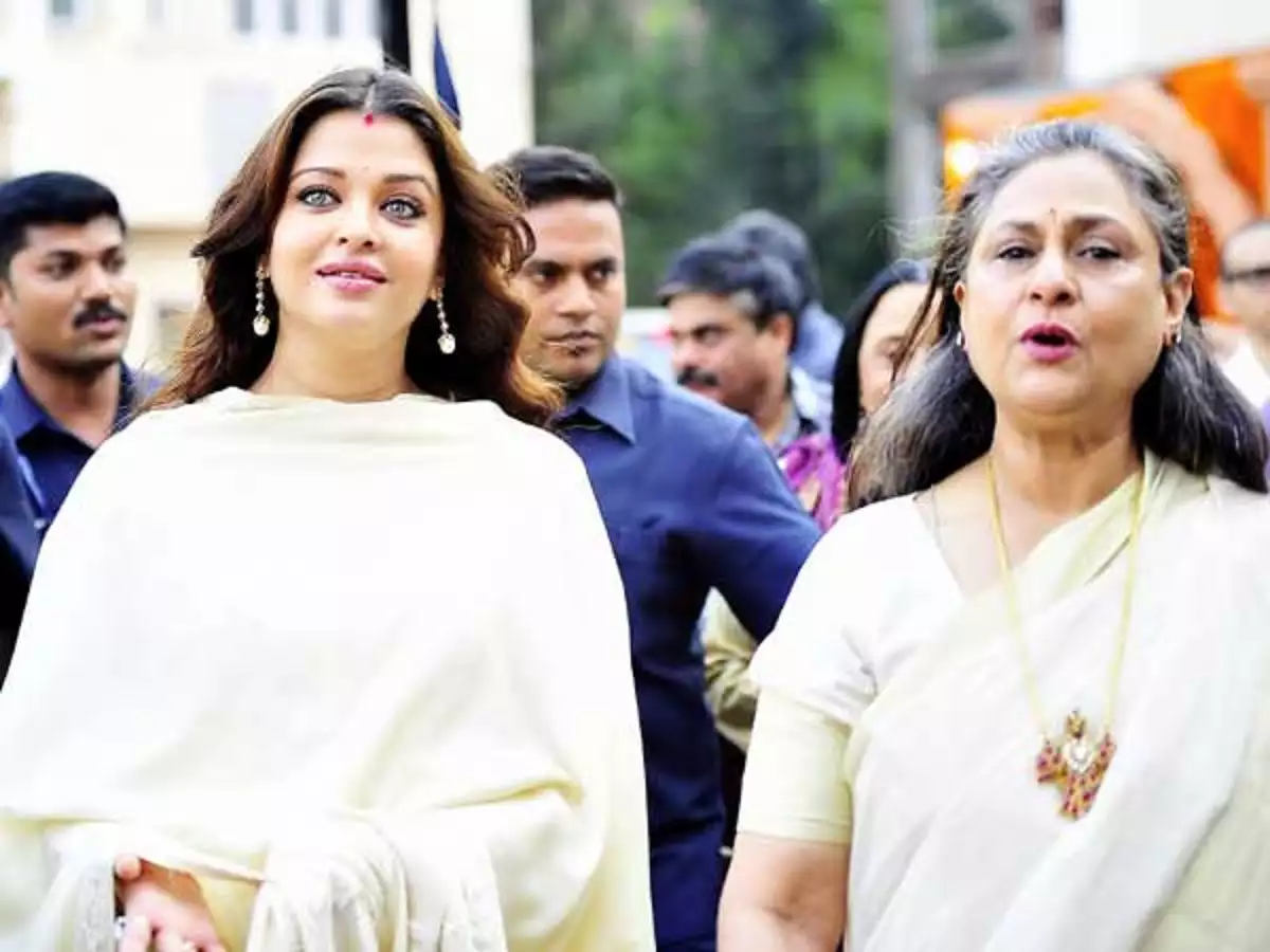 Aishwarya Rai-Jaya Bachchan