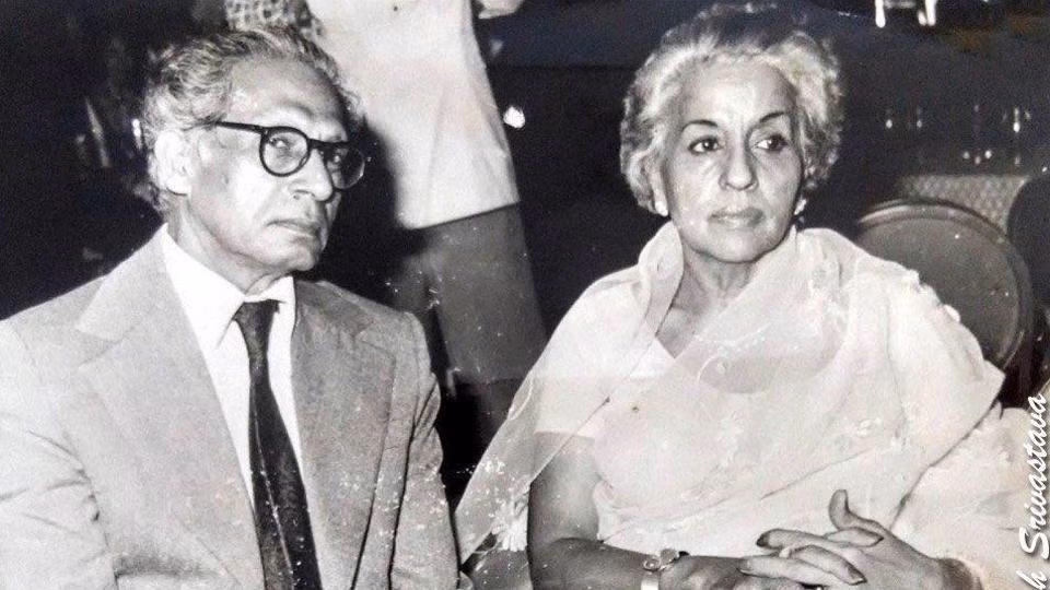 खानदान की परंपरा को आगे बढ़ा रहे हैं अभिषेक बच्चन, दादा की तरह रचाने जा रहे हैं दूसरी शादी, जानें कौन बनेगी दुल्हन ? 2 Harivansh Rai Bachchan-Teji Bachchan
