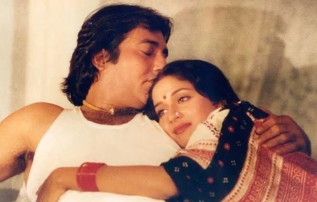 Madhuri Dixit-Vinod Khanna