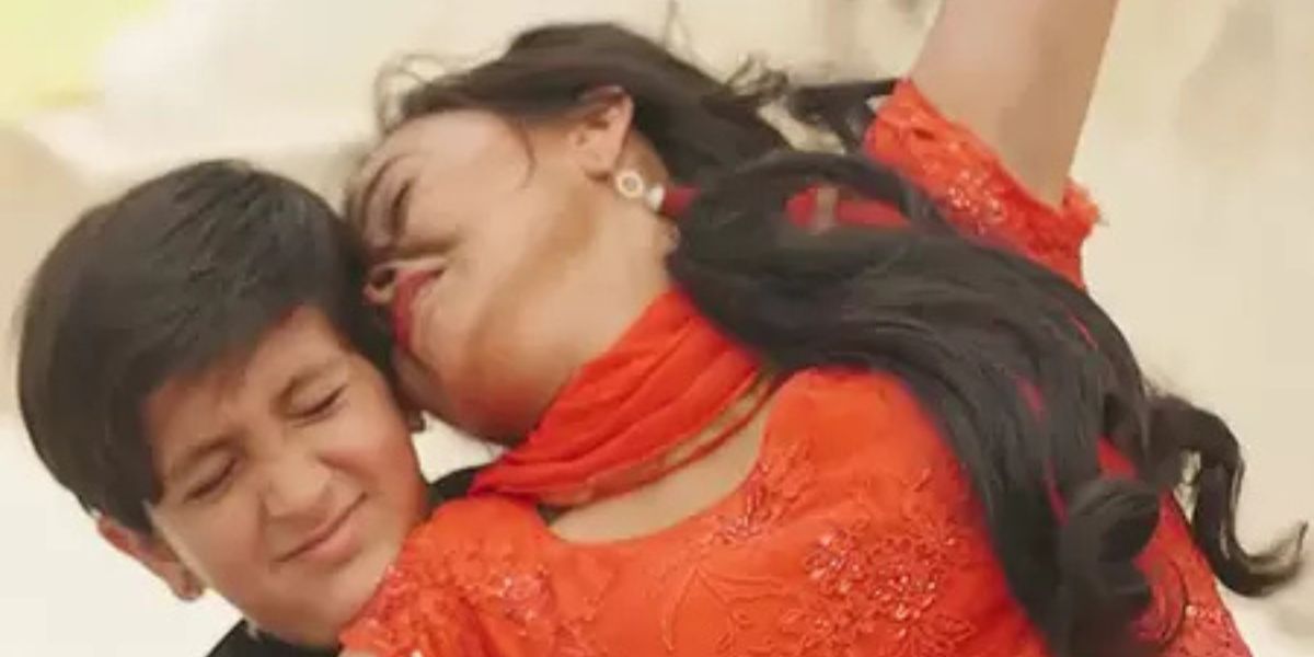 अपनी उम्र के लड़कों को छोड़, 30 साल की एक्ट्रेस का 9 साल के बच्चे पर आया दिल, सरेआम फरमा चुकी हैं रोमांस 3 Tejasswi Prakash-Affan Khan
