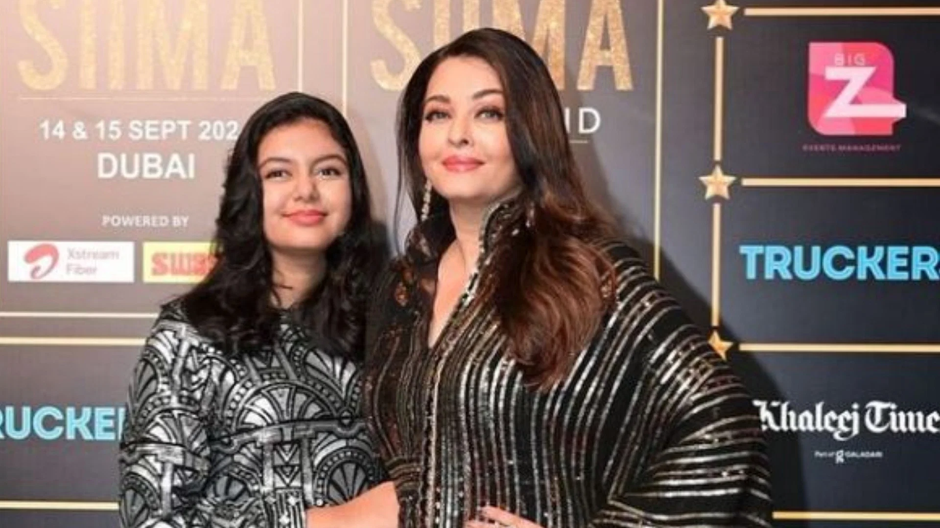 Aaradhya Bachchan-Aishwarya Rai