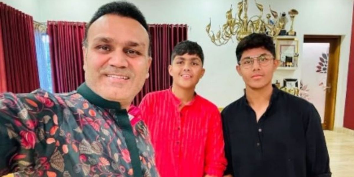 W,W,W,W.., वीरेंद्र सहवाग के छोटे बेटे ने काटा बवाल, इतने विकेट लेकर टीम इंडिया में ठोकी दावेदारी 2 Virender Sehwag