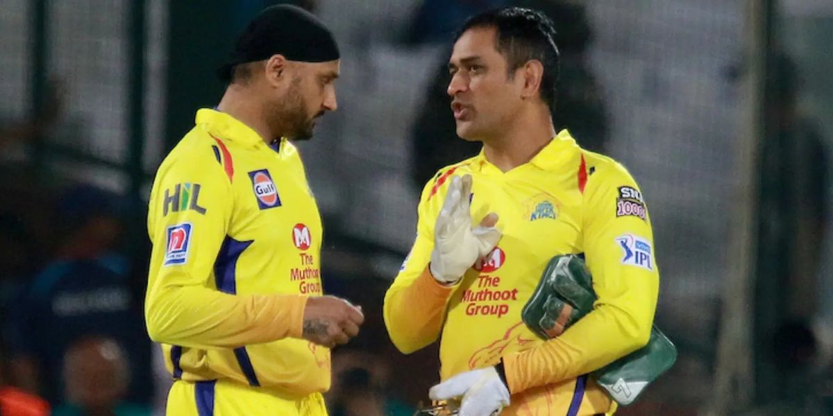 Harbhajan Singh And Ms Dhoni