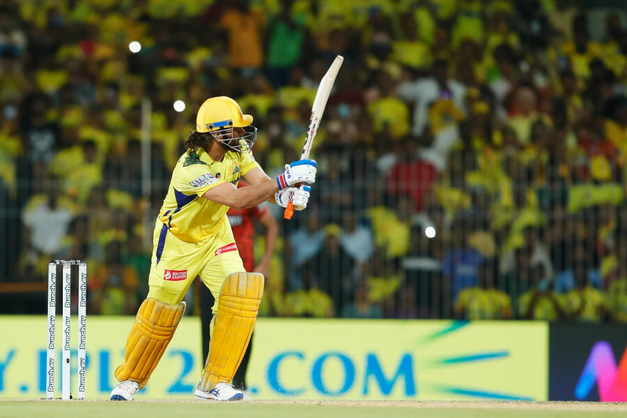 Ipl 2025 शुरू होने से पहले एमएस धोनी ने दिया फैंस को धोखा, रिटेन होने के बावजूद कर दिया सन्यांस का ऐलान 2 Ms Dhoni