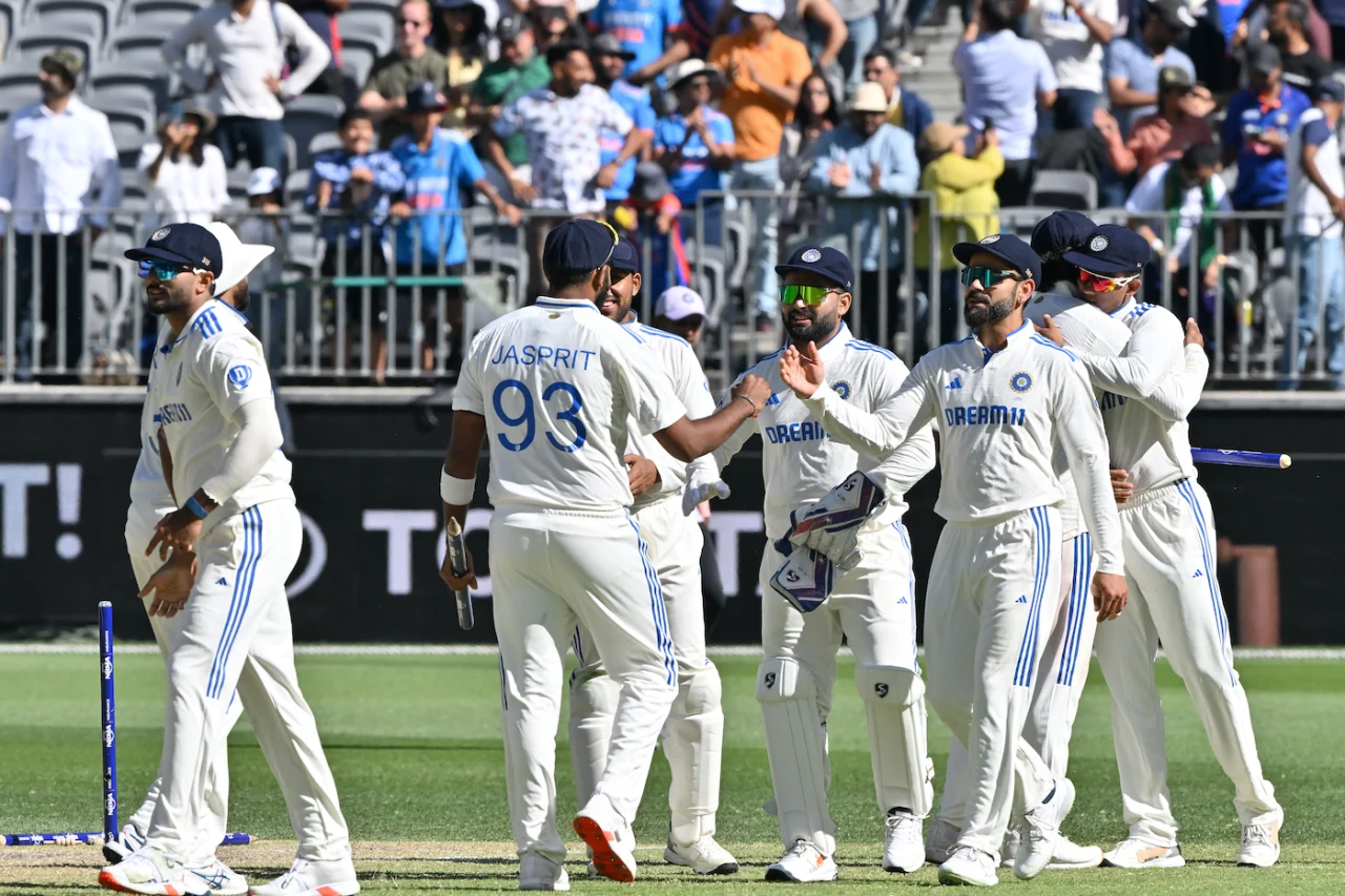 टीम इंडिया का दूसरा एबी डी विलियर्स हैं ये खिलाड़ी, एक ओवर में लगा देता रनों का अंबार 2 Team India