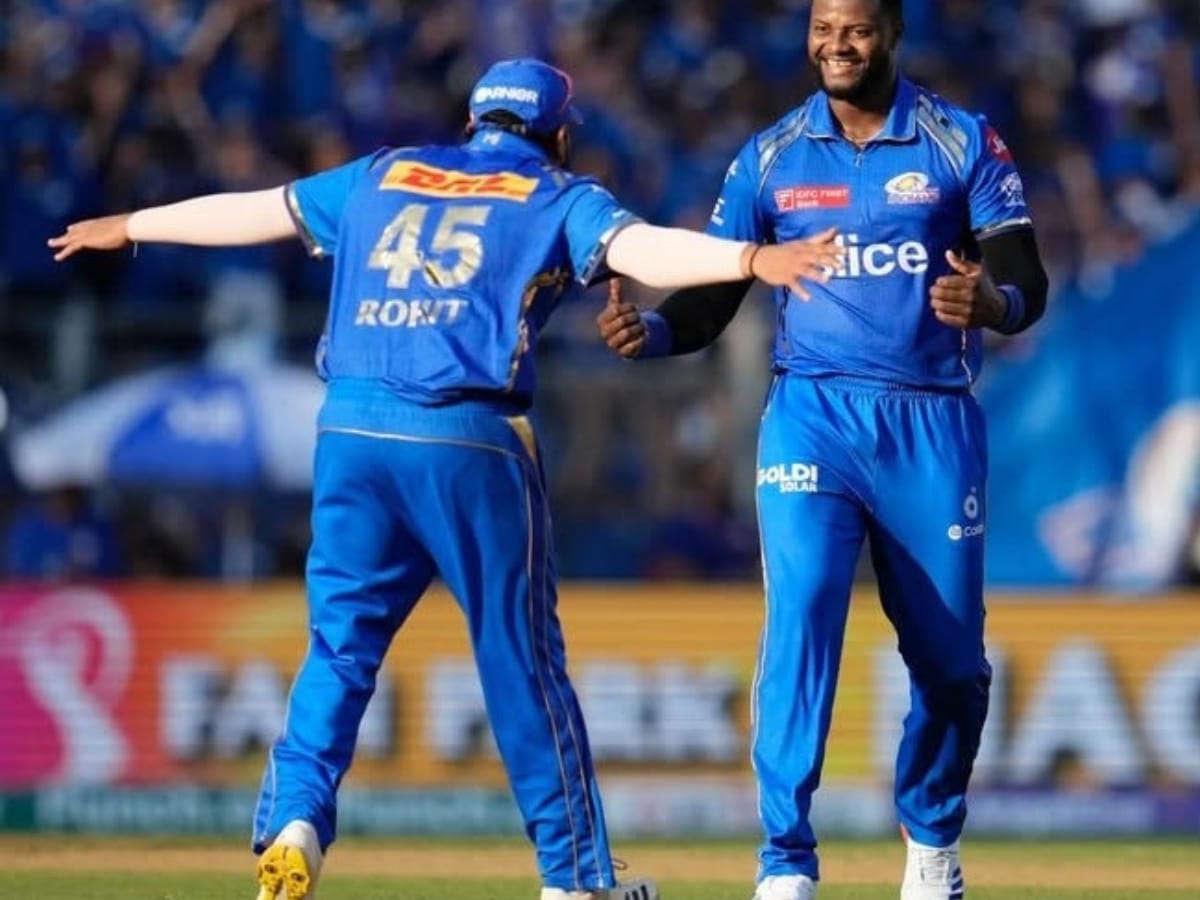 इस मासूम खिलाड़ी के करियर से खेल रहे हैं गंभीर-रोहित, प्लेइंग Xi में शामिल करने के बाद भी कर रहे हैं नाइंसाफी 3 Rohit Sharma
