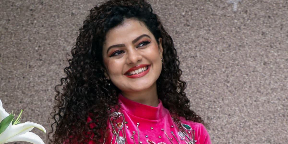 3000 बच्चियों की जान बचा चुकी है मशहूर फीमेल सिंगर, सिर्फ 7 साल की उम्र से ही कर रही हैं ये नेक काम 2 Palak Muchhal