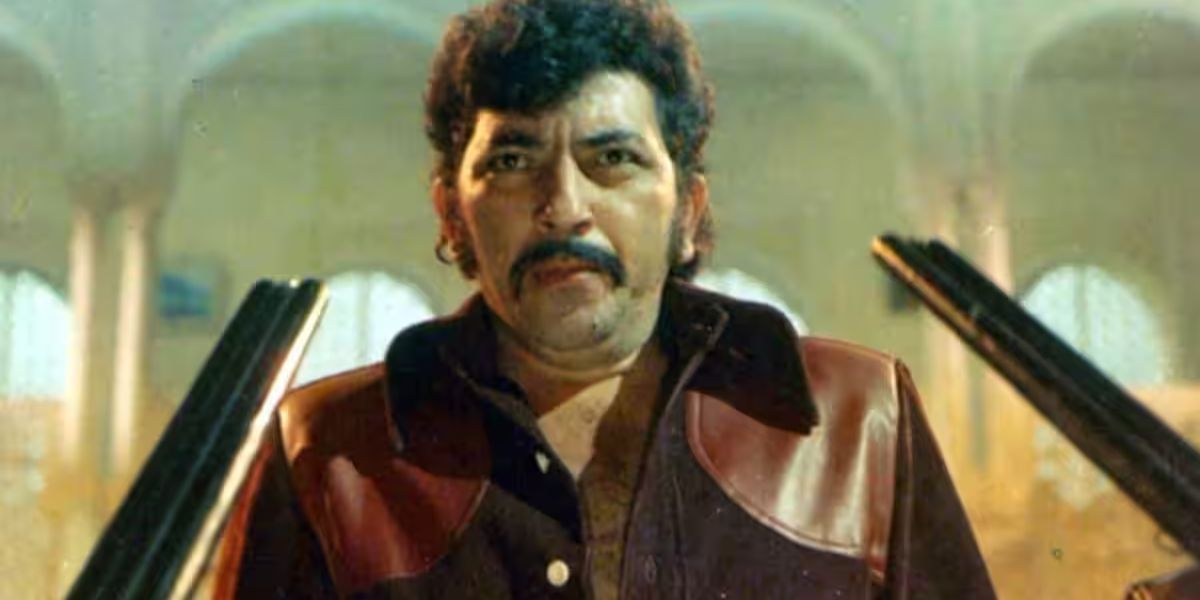 अपनी मर्जी चलाता है अमिताभ बच्चन का दोस्त, सेट पर लाकर बांध दी 50 भैंस 3 Amjad Khan