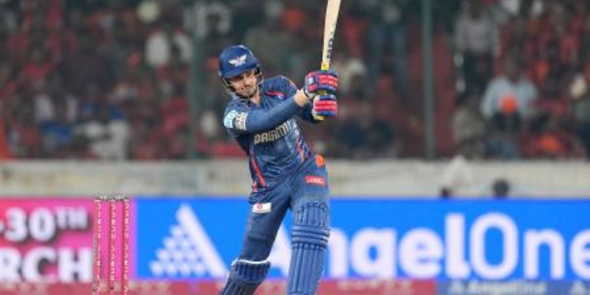 आतंकी हमलों के बीच Psl खेलने पाकिस्तान पंहुचा ये भारतीय खिलाड़ी, पैसों के लिए भूल गया देशभक्ति 3 Abdul Samad