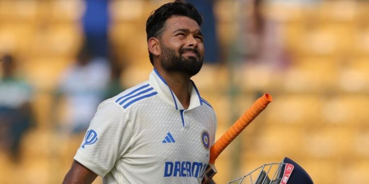 जसप्रीत बुमराह से छीनी गई उपकप्तानी, इंग्लैंड दौरे के लिए इस फ्लॉप खिलाड़ी को दी गई बड़ी जिम्मेदारी 4 Rishabh Pant