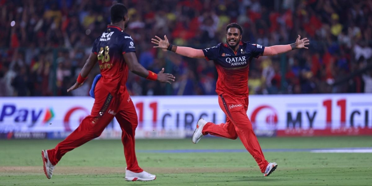 आखिरी गेंद तक चले रोमांचक मुकाबले में आरसीबी ने मारी बाजी, घर बुलाकर सीएसके की 2 रन से उतारी इज्जत 3 Rcb Vs Csk