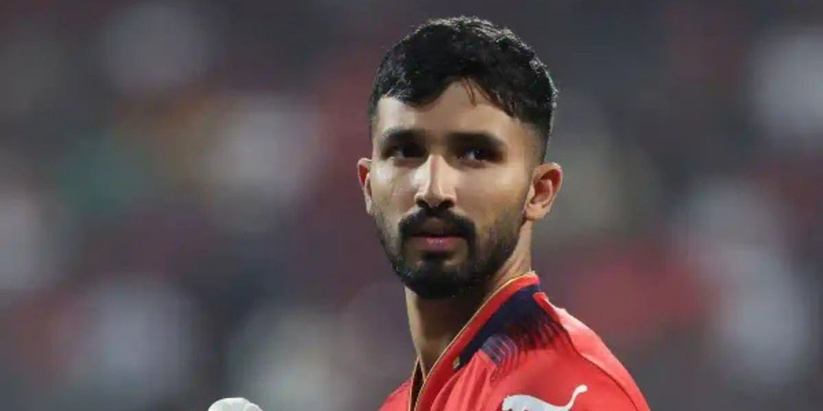 Ipl 2025: प्लेऑफ से पहले आरसीबी को लगा बड़ा झटका, चोटिल होकर स्टार खिलाड़ी टूर्नामेंट से हुआ बाहर 4 Ipl 2025