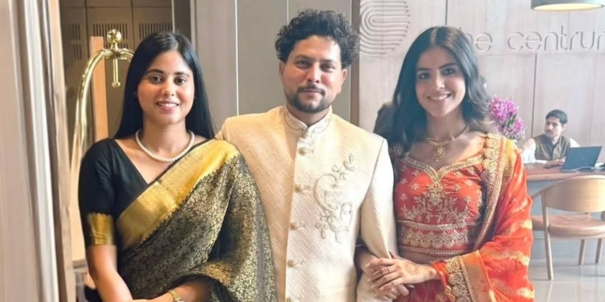 टीम इंडिया के धाकड़ खिलाड़ी ने बचपन की दोस्त को बनाया जीवनसाथी, अपनी मंगेतर को लेकर पहुंचे रिंकू सिंह 2 Team India