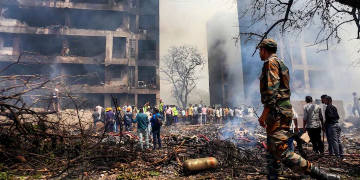 भारत-इंग्लैंड सीरीज में पसरा मातम, मैच में रौनक बनने वालों की अहमदाबाद प्लेन क्रैश में हुई मौत 2 Ahmedabad Crash