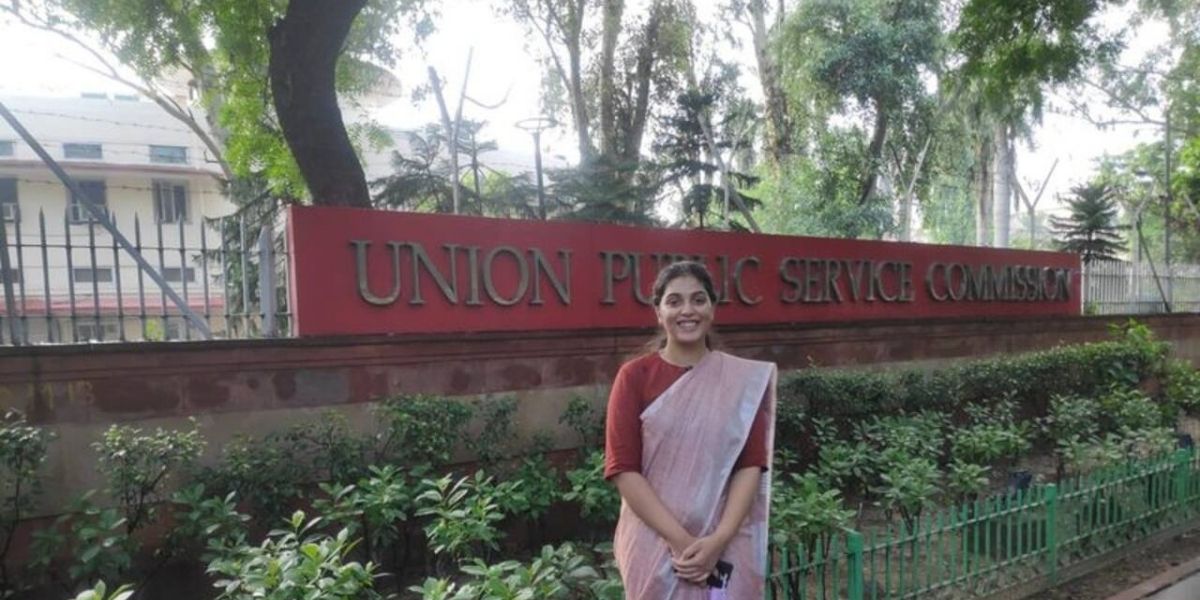 48 लाख की नौकरी पर मारी लात, अब Upsc क्लियर करके बनी पुलिस अधिकारी, जानिए कौन हैं अंजलि विश्वकर्मा? 2 Anjali Vishwakarma