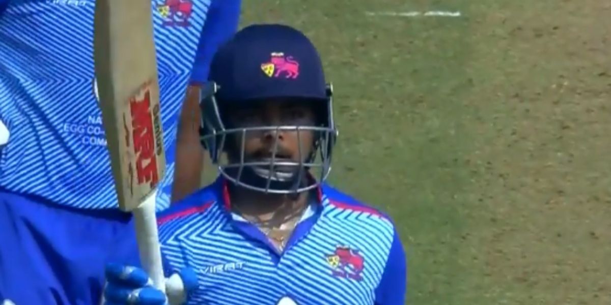 6,6,6,6,6,6..', पृथ्वी शॉ का बल्लेबाज़ी में विस्फोट! 22 गेंदों में ठोक डाला शतक, गेंदबाज हुए बेहाल 2 Prithvi Shaw