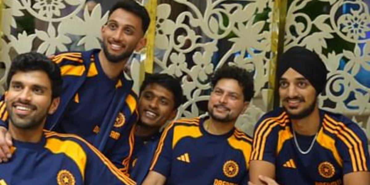 टूर पर गए थे मैच खेलने, लेकिन बन गए बॉटल बॉय, इंग्लैंड टेस्ट सीरीज़ में सिर्फ पानी पिला रहे हैं ये 3 खिलाड़ी 2 England Test Series
