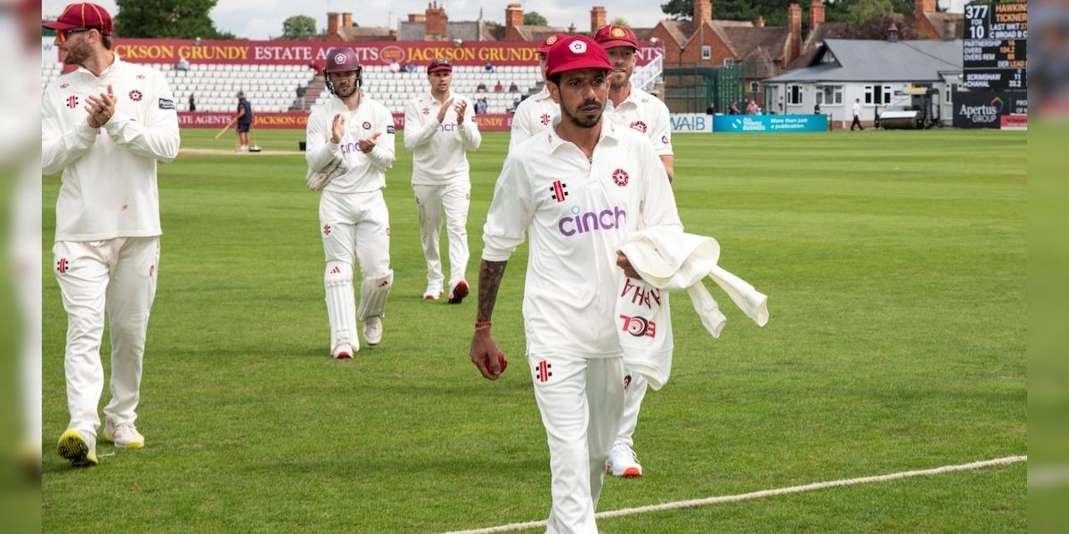W,W,W,W,W,W..., इंग्लैंड में युजवेंद्र चहल का तूफान, 6 विकेट झटककर उड़ा दी विरोधियों की नींद 2 Yuzvendra Chahal